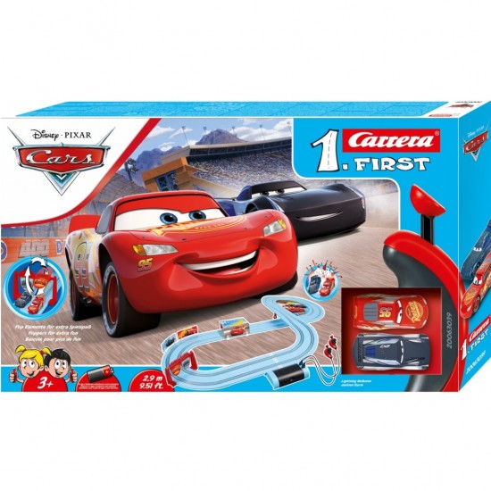 Carrera First Disney Cars Racebaan 290 cm + 2 Auto&#039